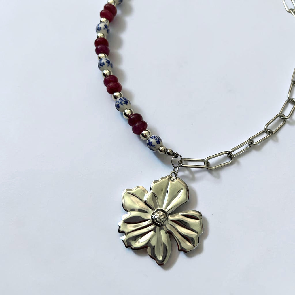 Collier de perle Henriette sylver  breloque  fleur et perle de verre - Perle Moi Ca