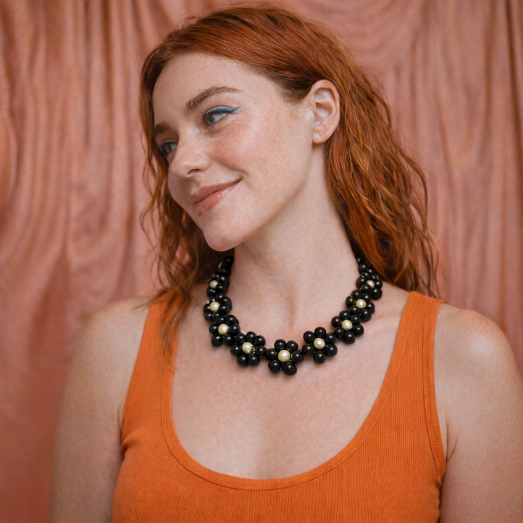 Collier de perle Odette black et sylver-fleur- Perle Moi Ca