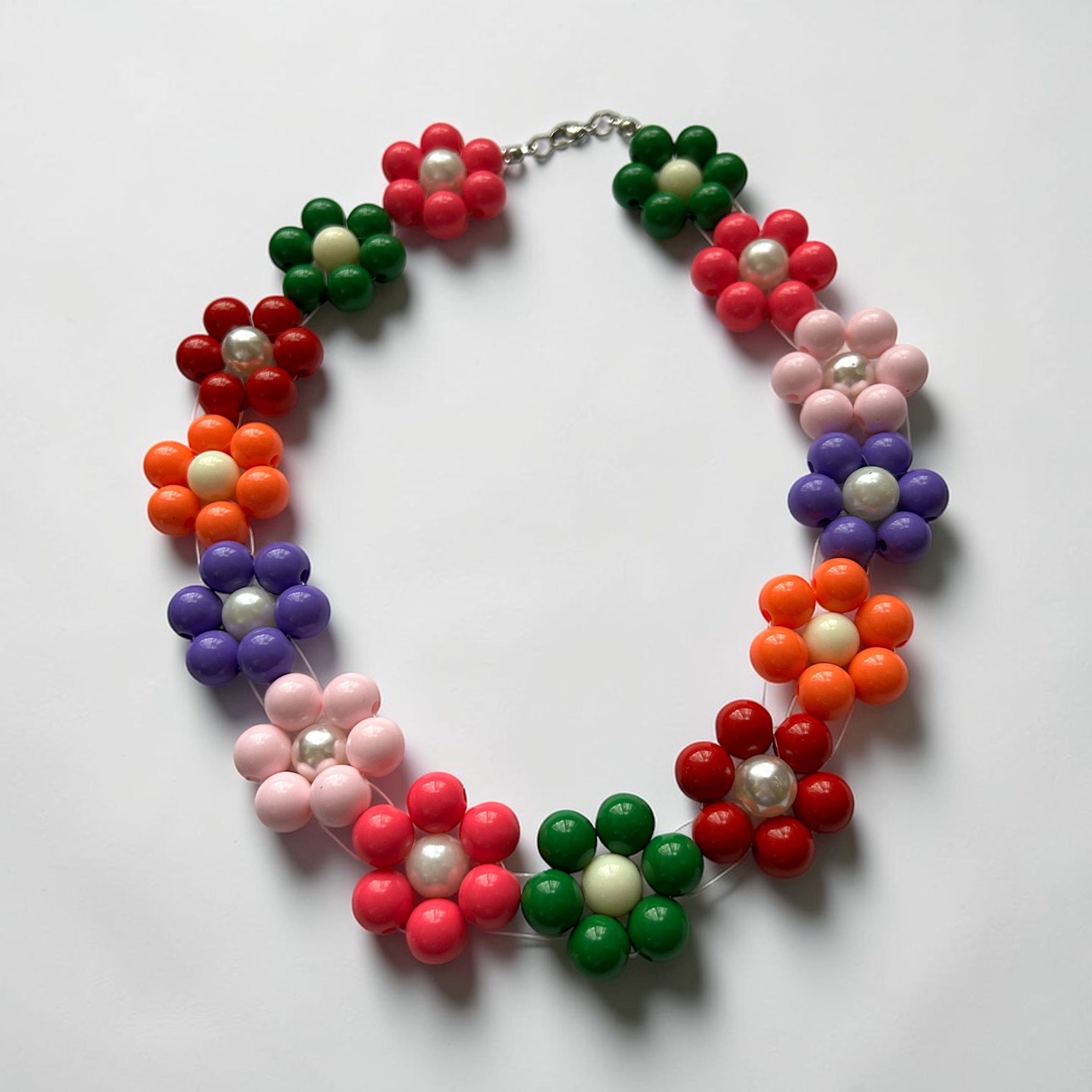 Collier de perle Odette rose et rouge -fleur- Perle Moi Ca