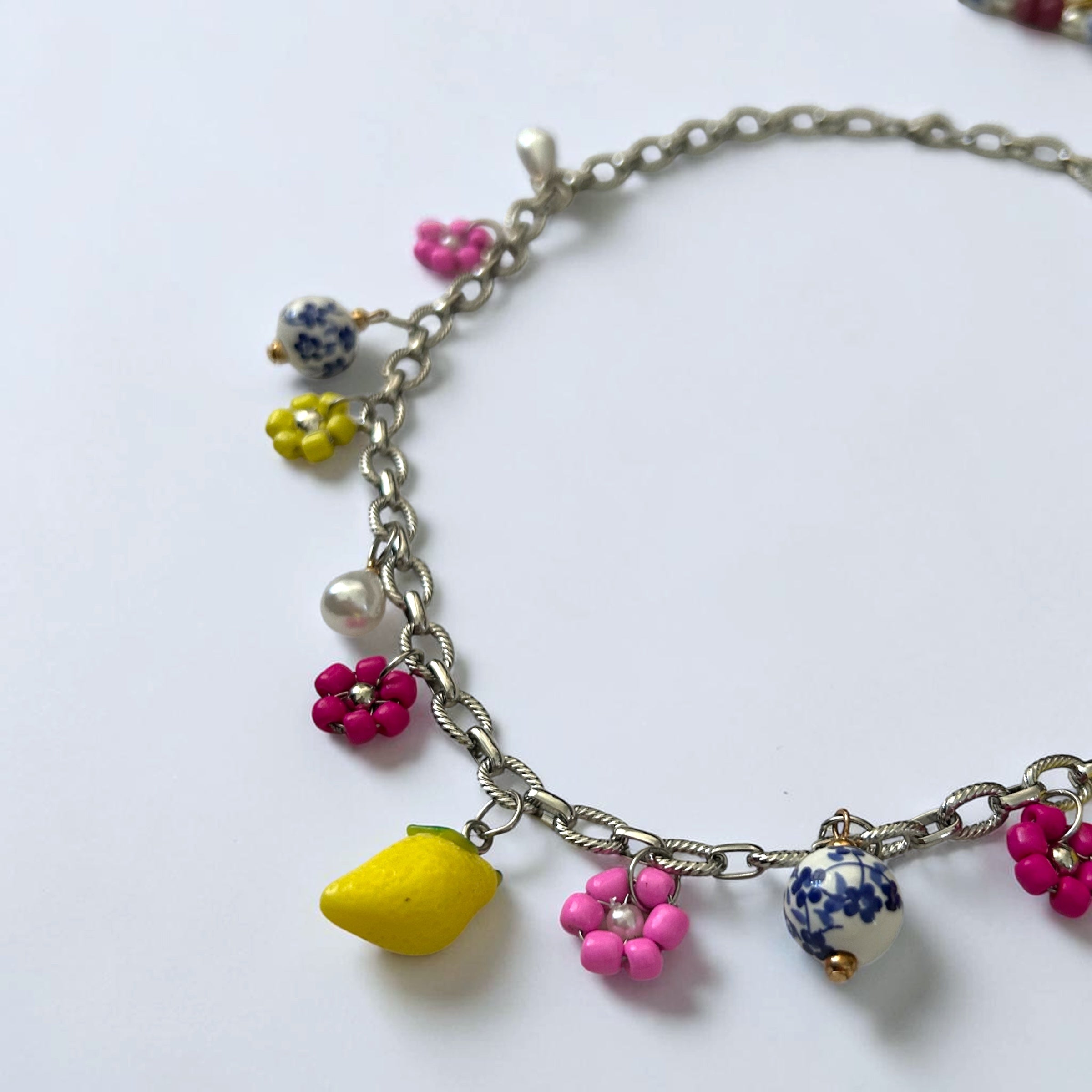 Pierette gold fleur - citron -  collier fait main - Perle Moi Ca - breloque 