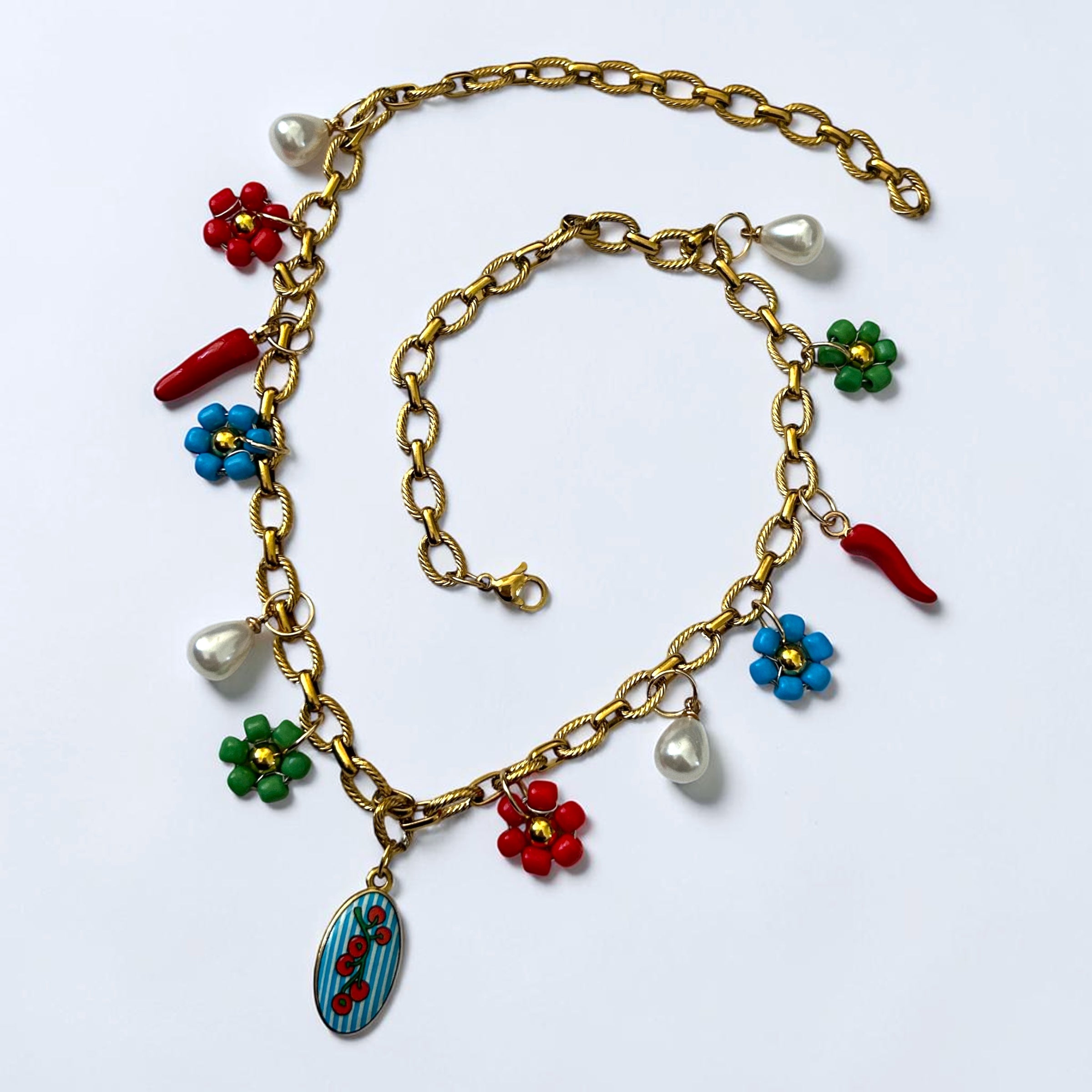 Pierette gold fleur-  collier fait main - Perle Moi Ca - breloque 