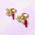 Pierette rouge et gold- piment et marguerite - Boucle d'oreille en perles fait main - Perle Moi ca