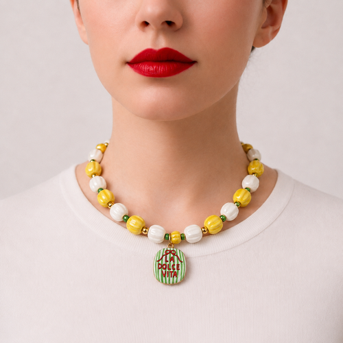 Josette, collier de perles jaunes et blanches fait main, pendentif La Dolce Vita, Perle Moi Ça